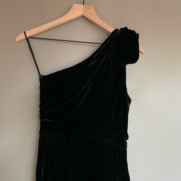 ULLA JOHNSON Tess Jumpsuit in Noir Size 2 Black Velvet One Shoulder Bow Detail - Picture 12 of 16